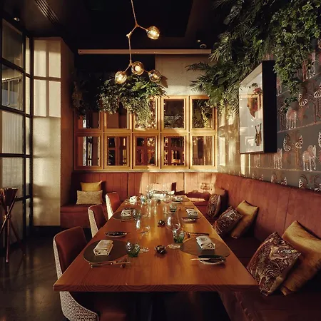 Elements By Alondra Πουέρτο Ντελ Κάρμεν