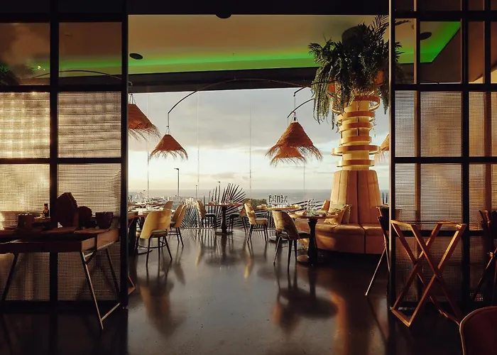 Elements By Alondra بويرتو ذيل كارمين