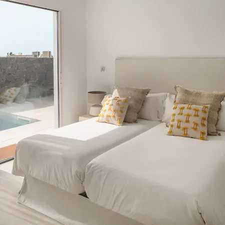 Elements By Alondra *